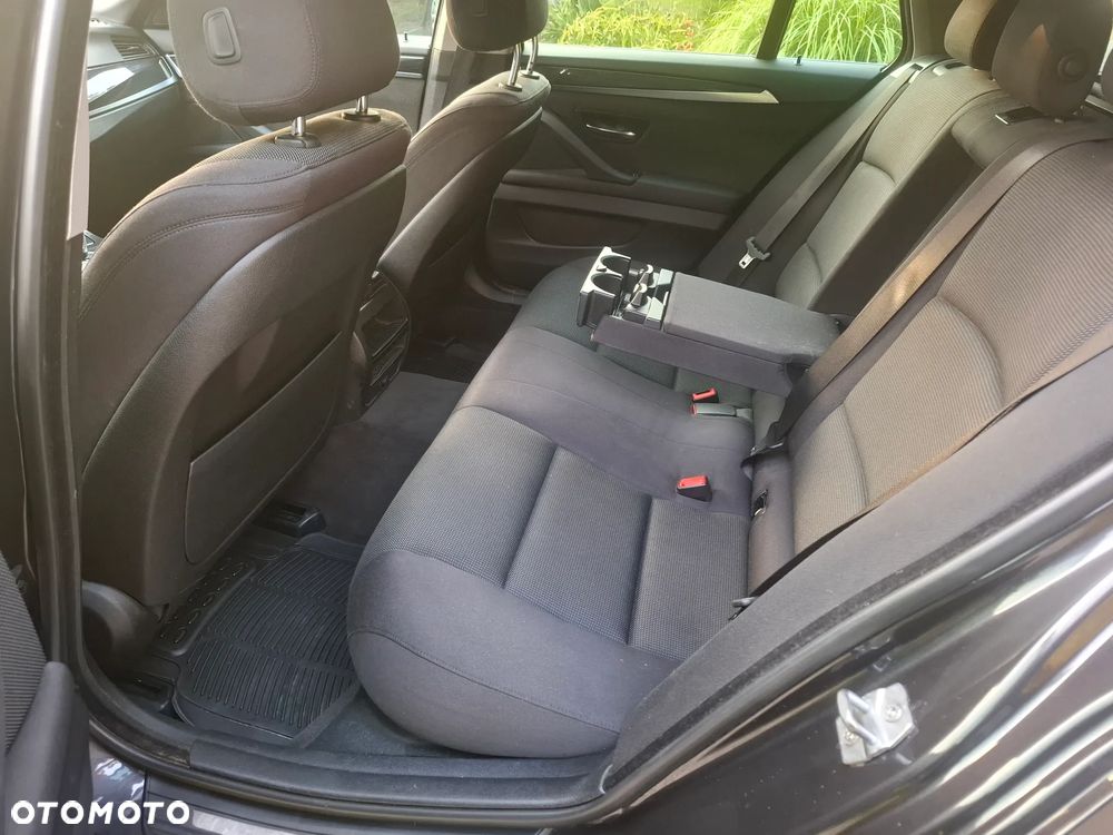 BMW Seria 5 - 11