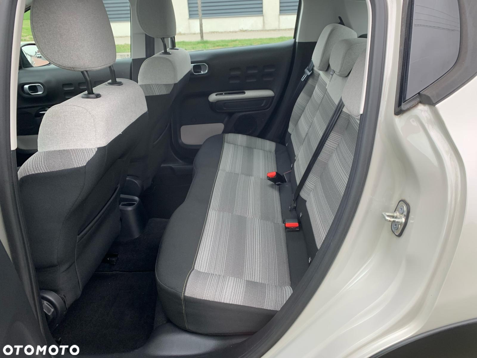 Citroën C3 1.2 PureTech Feel Pack - 23