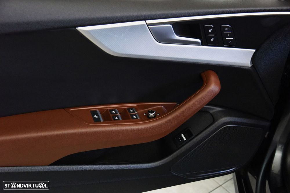 Audi A5 Cabrio 2.0 TFSi Sport - 36