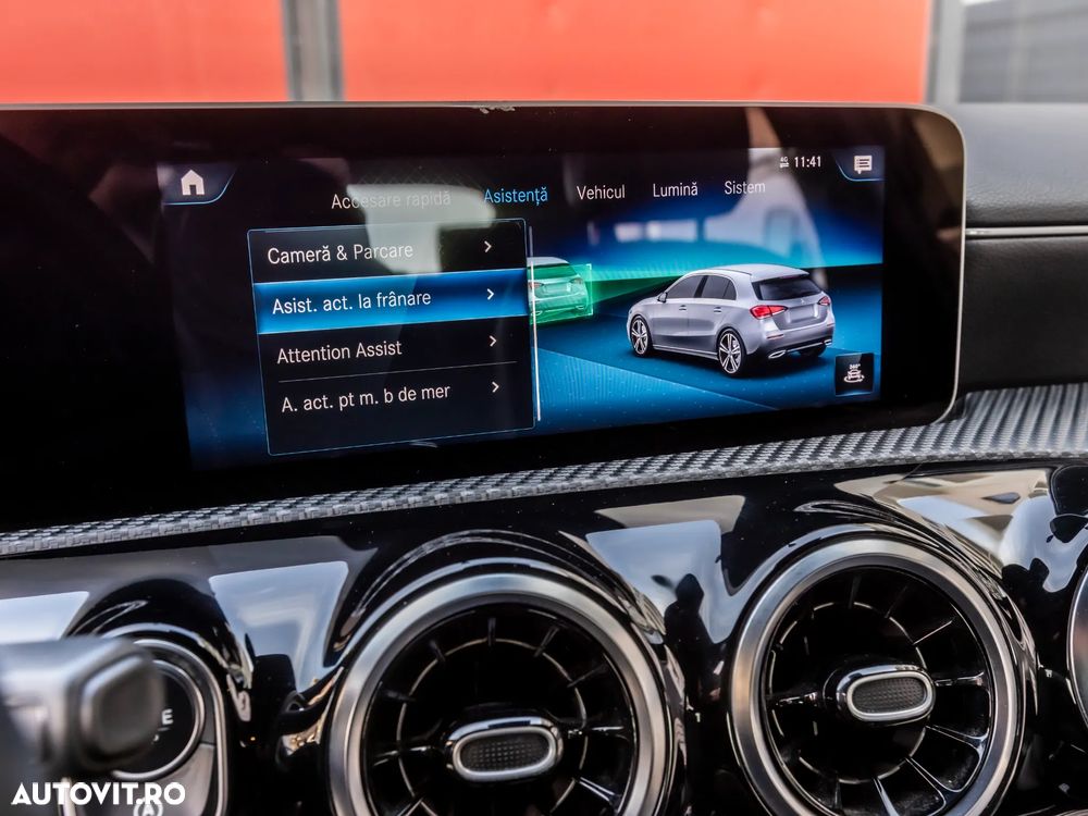 Mercedes-Benz A 180 d 7G-DCT - 8