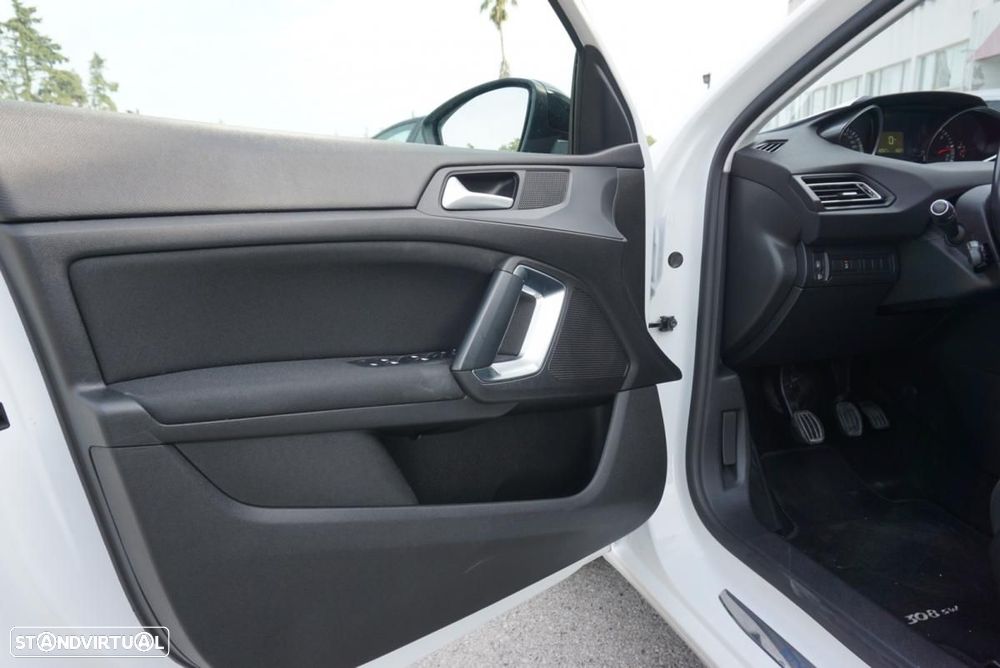 Peugeot 308 SW 1.5 BlueHDi Style - 15