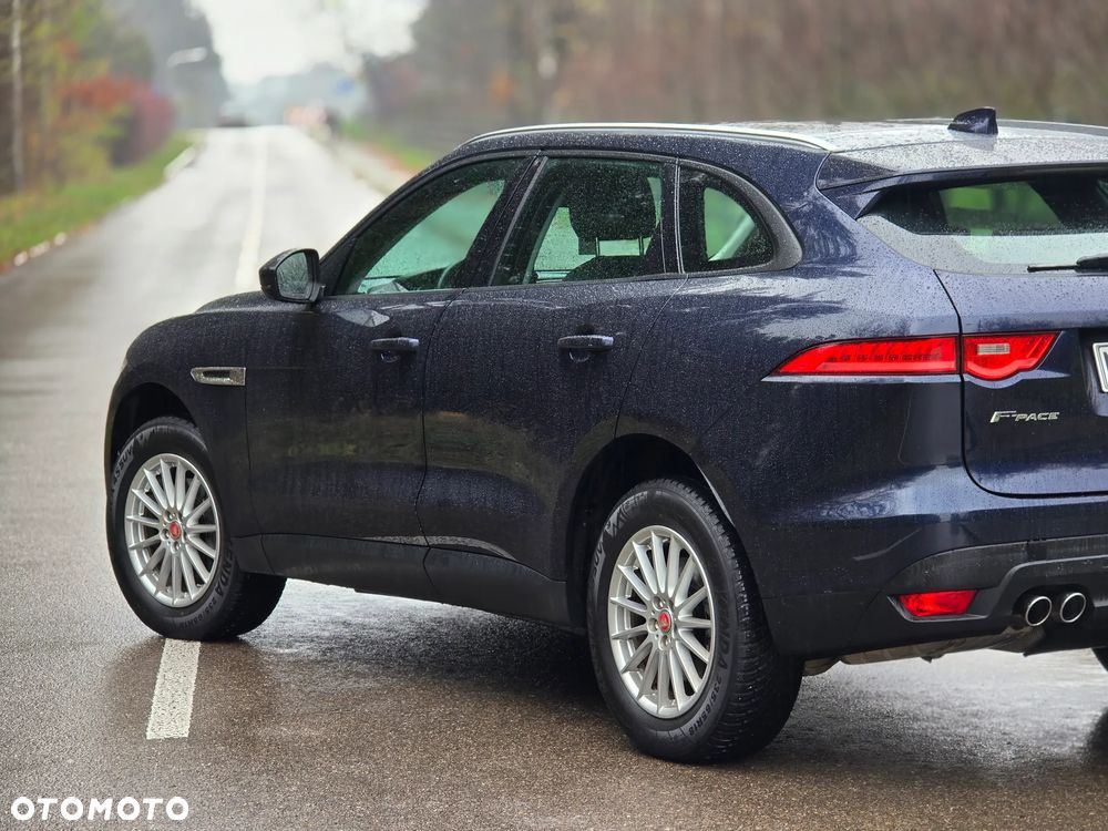 Jaguar F-Pace 2.0 i4D AWD Pure - 38