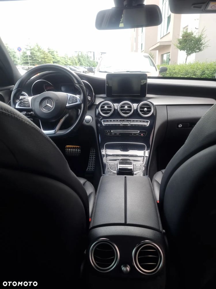 Mercedes-Benz Klasa C 200 4-Matic 9G-TRONIC - 3