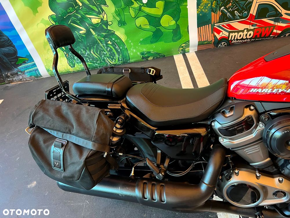 Harley-Davidson Sportster Nightster 975 - 8