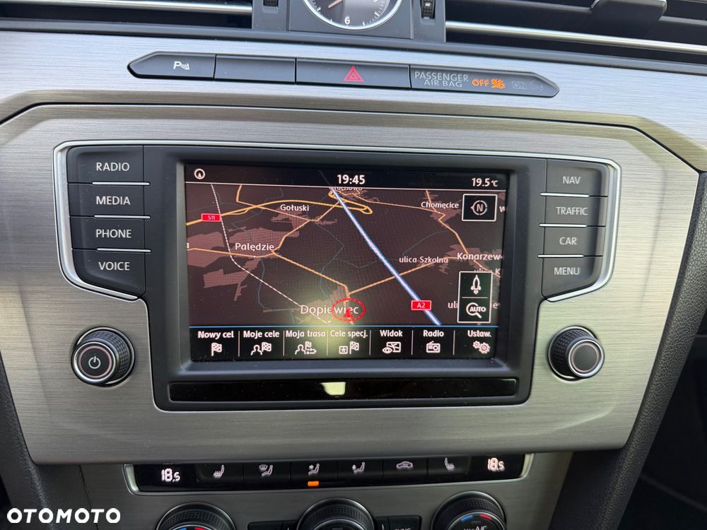 Volkswagen Passat - 7