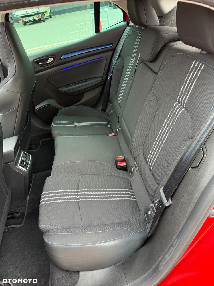 Renault Megane BLUE dCi 115 GT LINE - 12