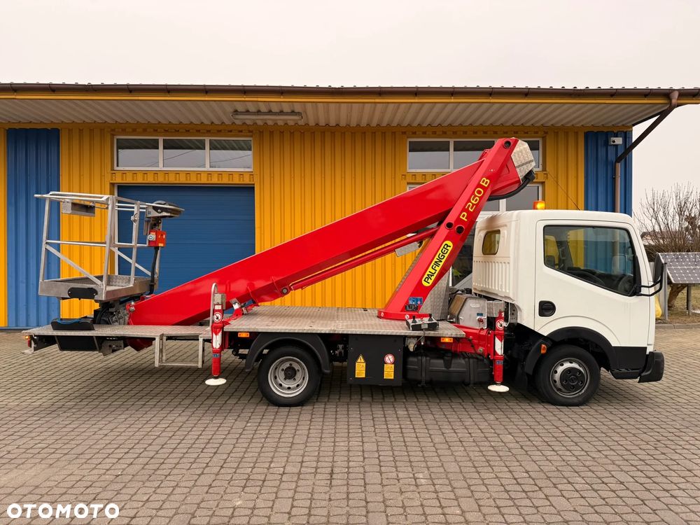 Palfinger P260B (26m w bok 14m)Nissan CABSTAR - 2
