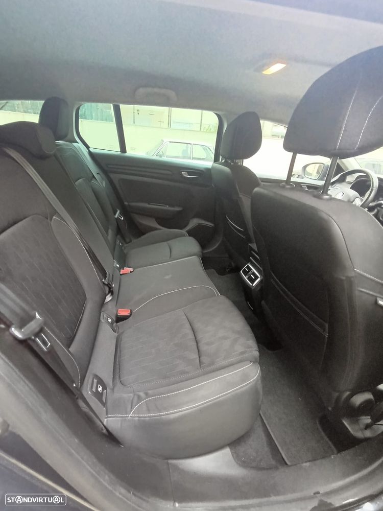 Renault Mégane Sport Tourer 1.5 Blue dCi Limited - 28