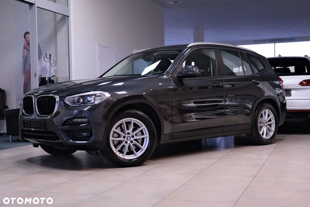 BMW X3 xDrive30e Luxury Line - 19
