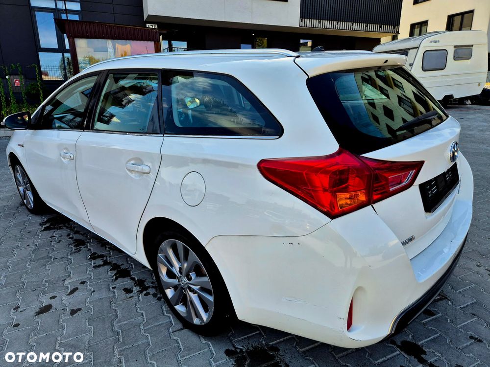 Toyota Auris - 8