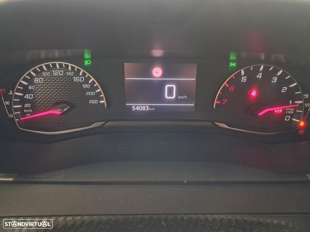Peugeot 2008 1.2 PureTech Active - 18