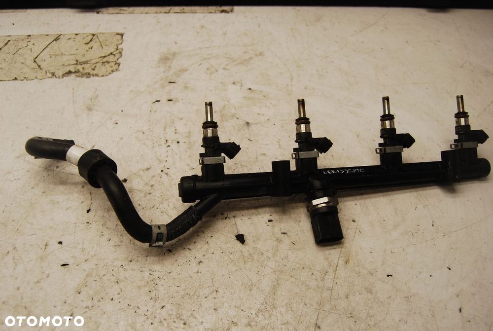 LISTWA WTRYSKOWA WTRYSKI 2.0 TFSI 06K133681C VW PASSAT B8 AUDI SEAT SKODA - 1