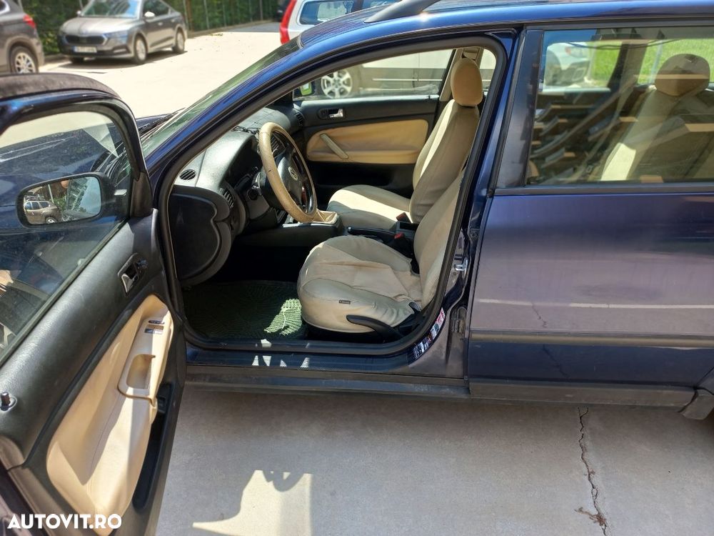 Volkswagen Passat 1.9TDI Highline - 12