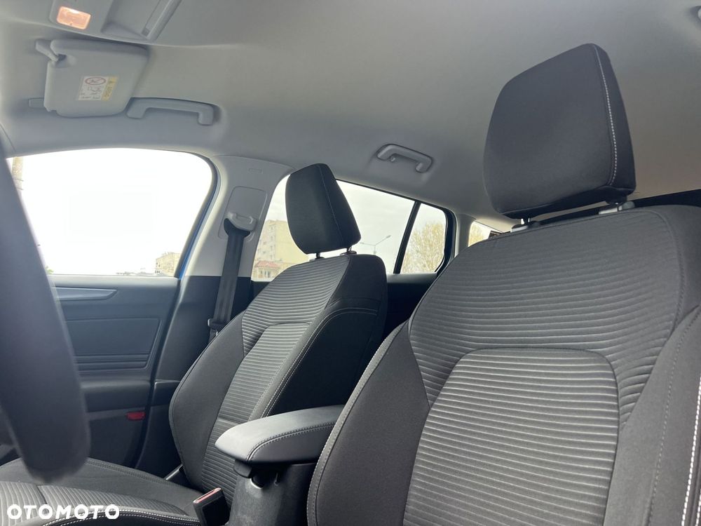 Ford Focus 1.0 EcoBoost mHEV Active X - 12