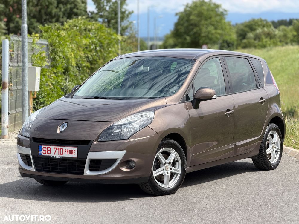 Renault Scenic 1.6 16V 110 Dynamique - 1