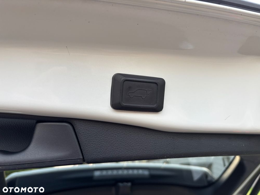 Toyota RAV4 Hybrid Premium 4x4 - 20