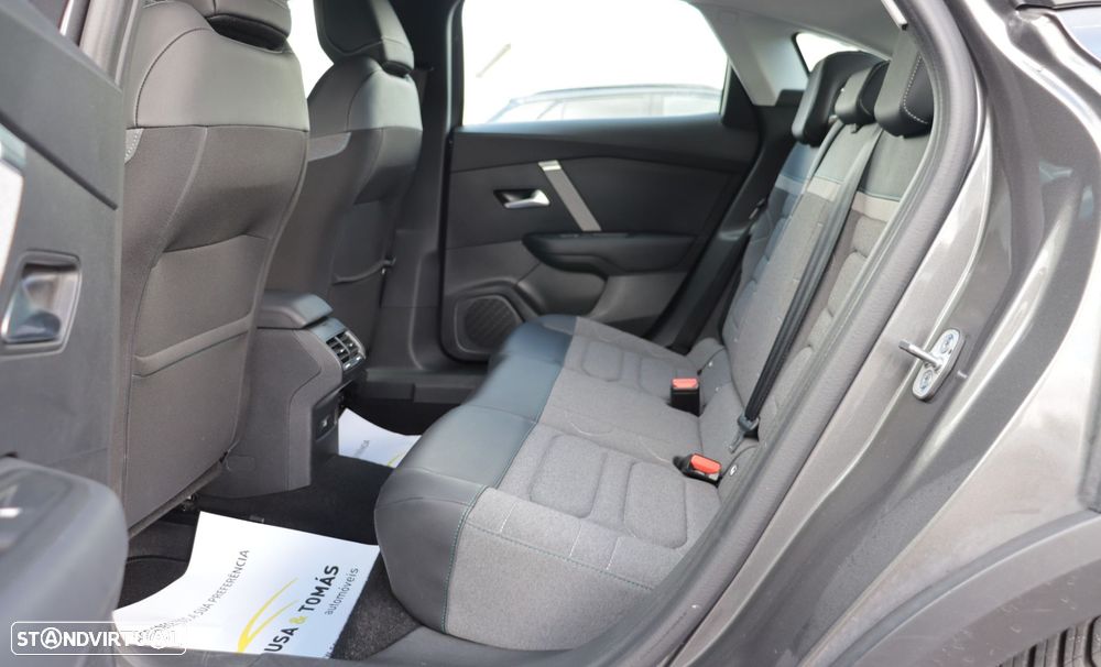 Citroën C4 1.2 PureTech Shine EAT8 - 16
