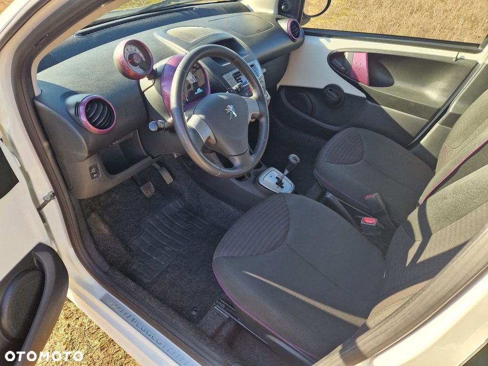 Peugeot 107 1.0 Trendy 2-Tronic - 16