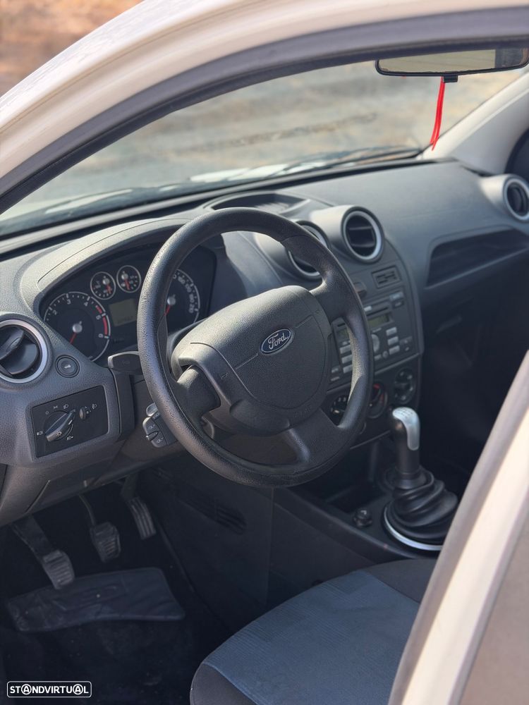 Ford Fiesta 1.4 TDCI Trend - 8
