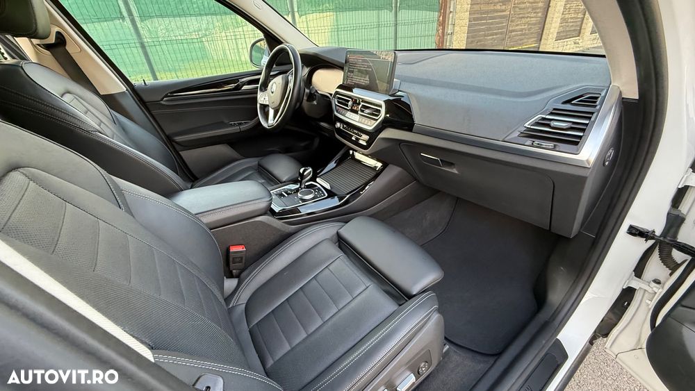 BMW X3 xDrive20d Aut. Advantage - 38