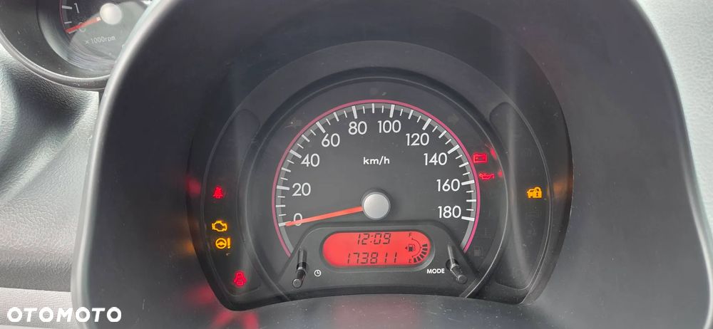 Suzuki Alto - 9