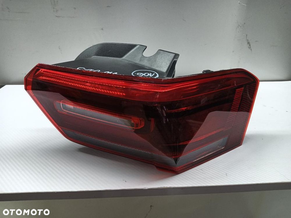 LAMPA TYŁ TYLNA PRAWA VW ID3 10A945208E