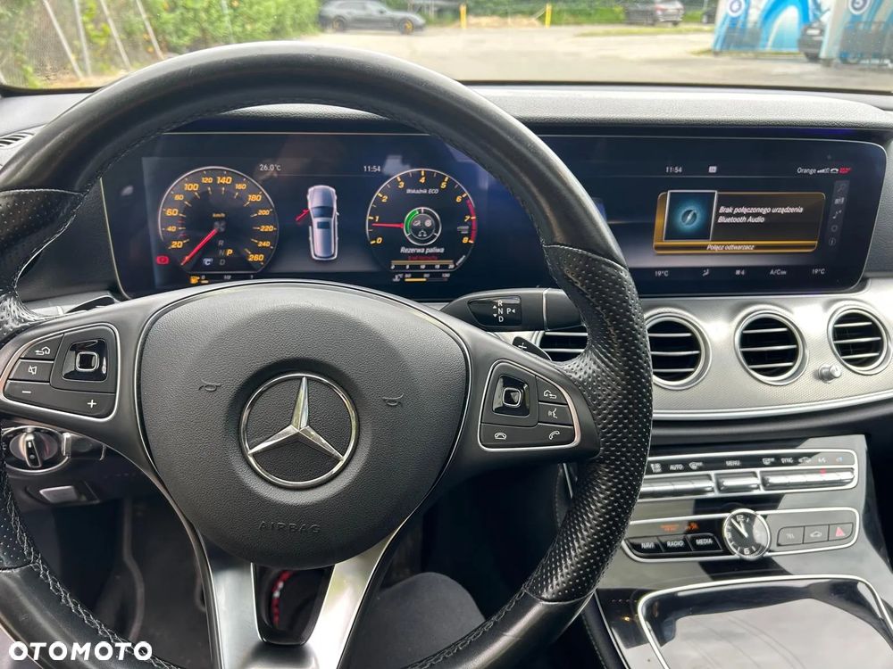 Mercedes-Benz Klasa E 400 4Matic 9G-TRONIC AMG Line - 16