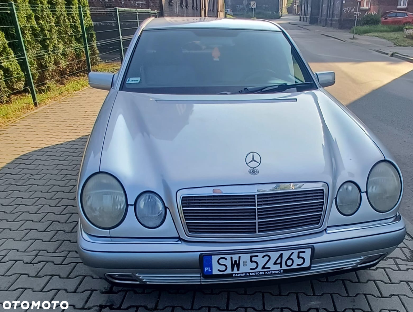 Mercedes-Benz Klasa E - 3