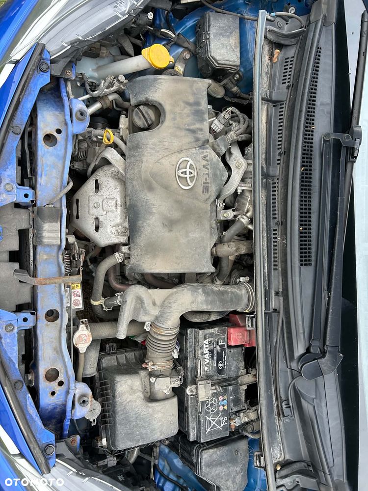 Toyota Yaris 1.5 Premium - 7