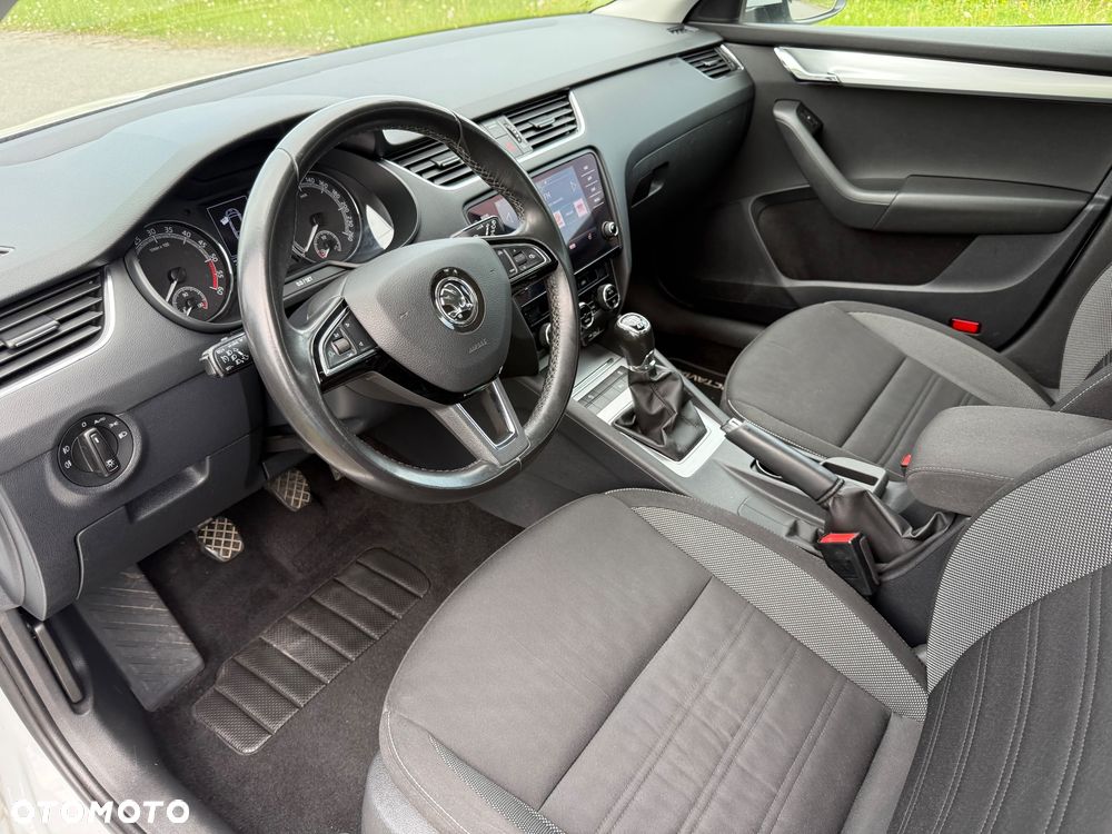 Skoda Octavia 1.6 TDI Style - 21