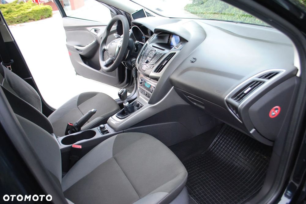 Ford Focus 1.6 TDCi DPF Titanium - 12