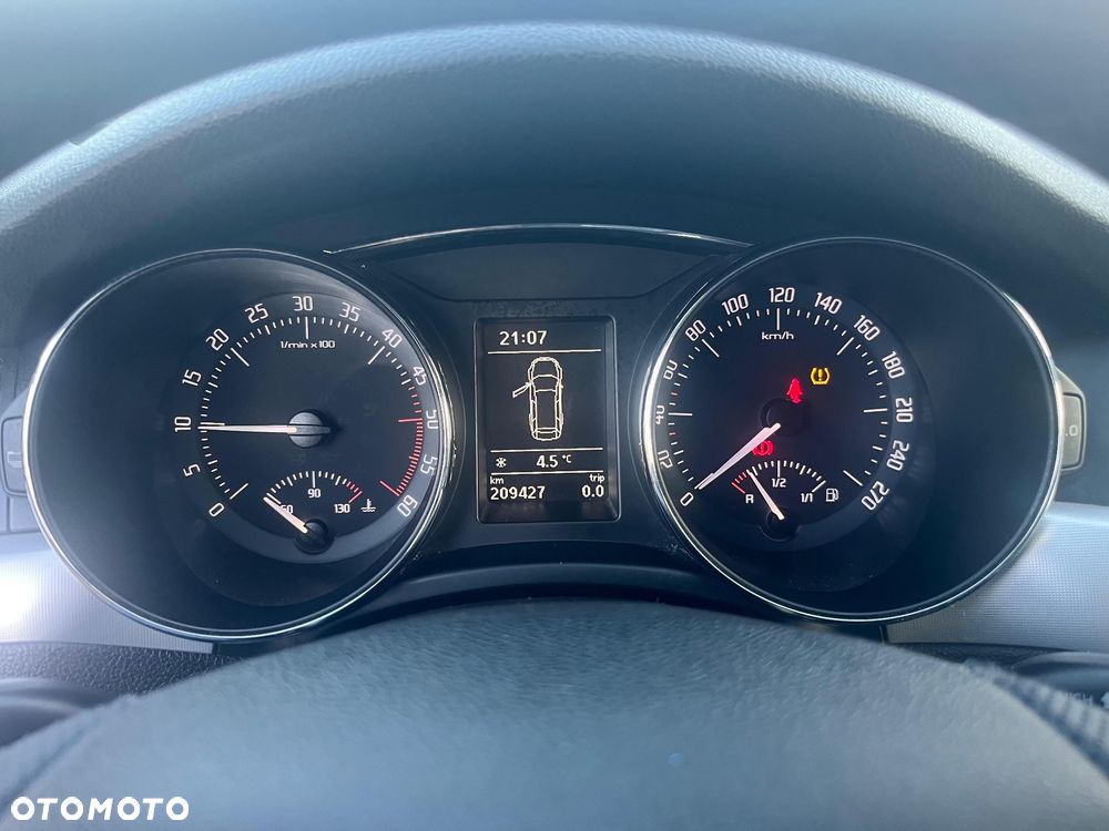 Skoda Superb 2.0 TDI Exclusive - 22