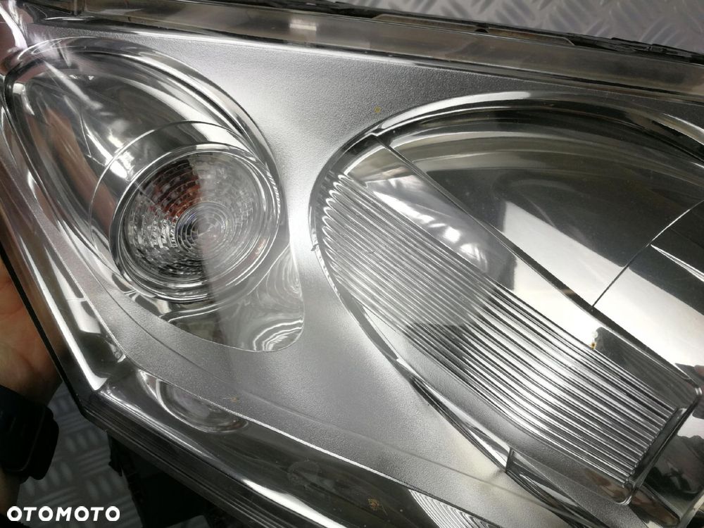 lampa reflektor prawy prawa lewy lewa przód przednia RENAULT LAGUNA III 3 - 10