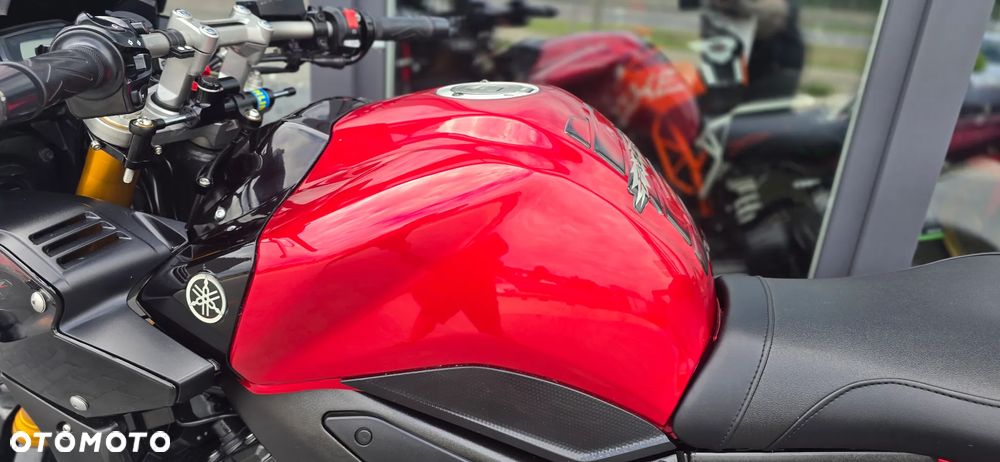 Yamaha FZ - 37