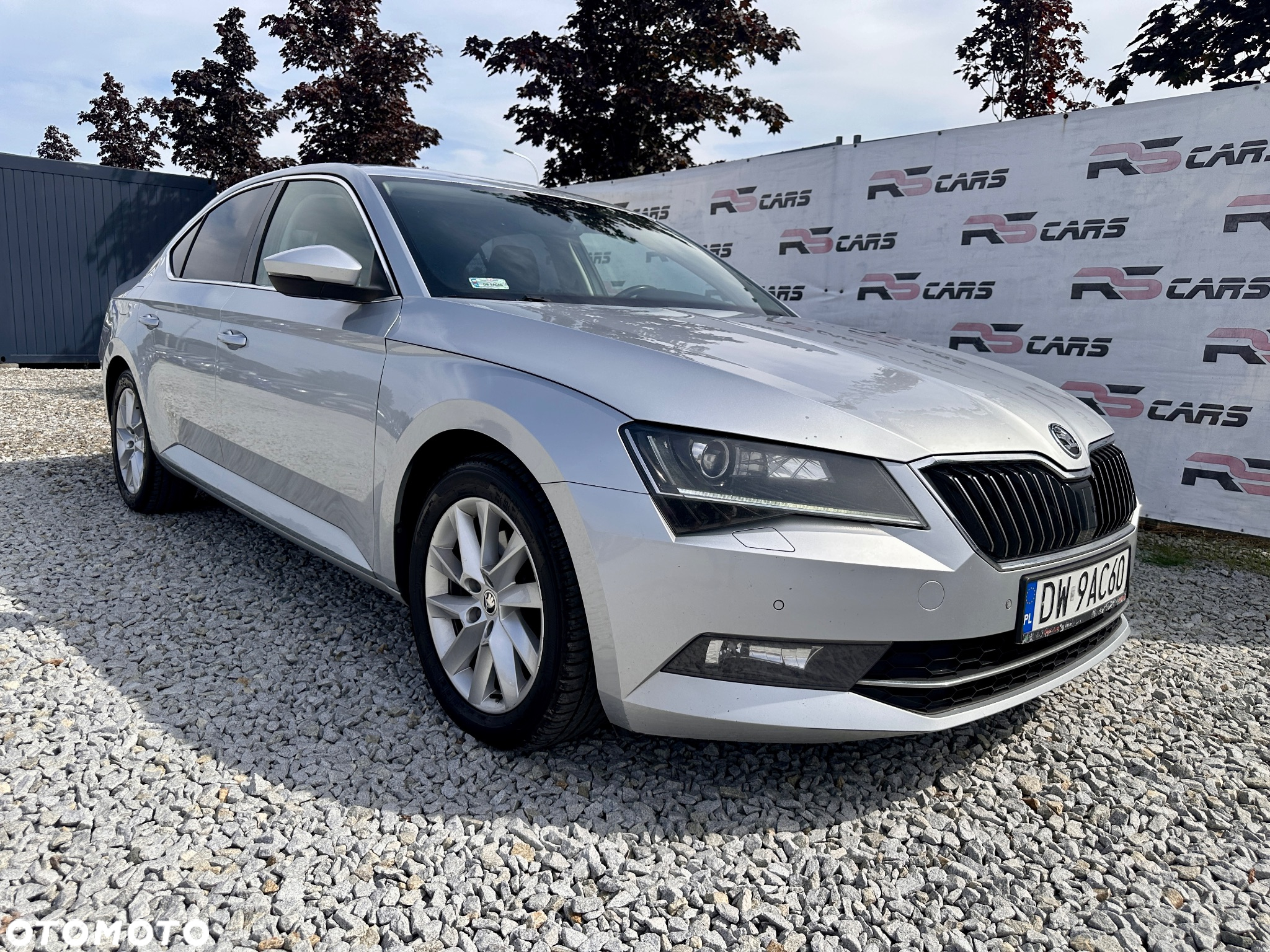 Skoda Superb 2.0 TDI Style DSG - 32