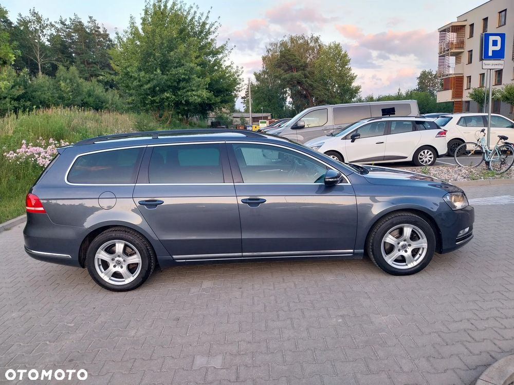 Volkswagen Passat 2.0 TDI Comfortline DSG - 4