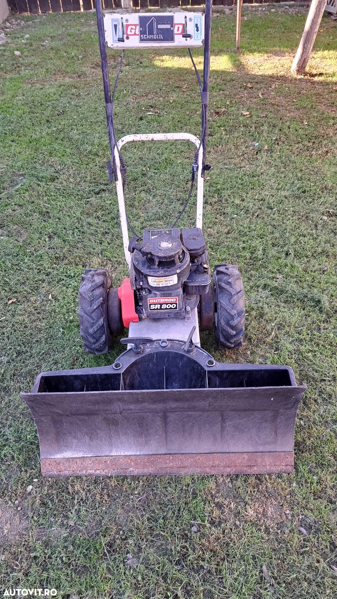 Gourdon SR 800 - 8