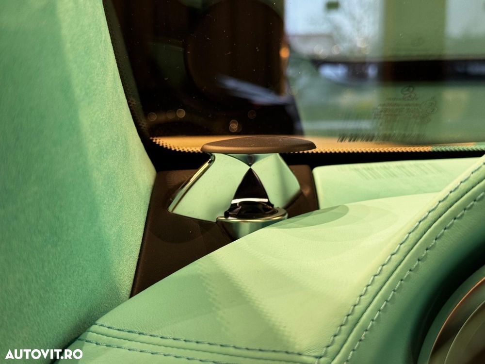 Mercedes-Benz SLS 63 AMG - 33