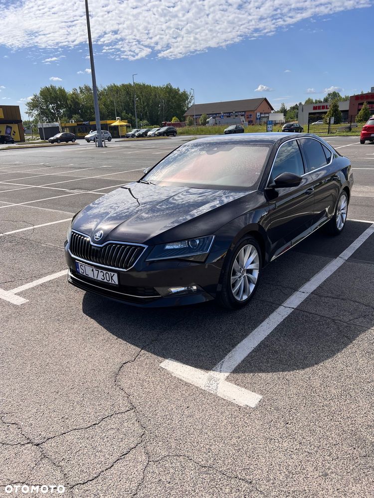 Skoda Superb 2.0 TDI 4x4 L&K DSG - 2