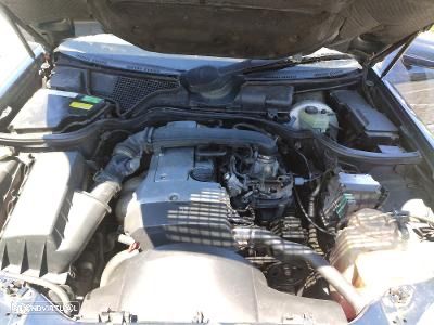 Mercedes-Benz E 230 Elegance - 7