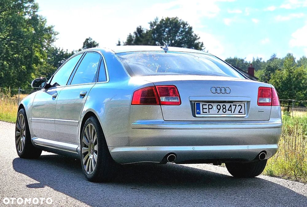 Audi A8 4.2 Quattro - 3