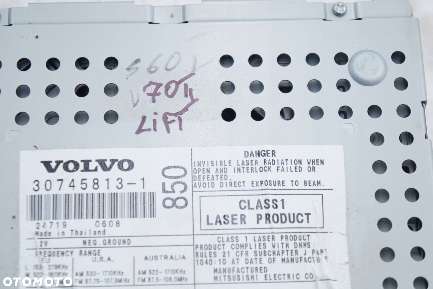 VOLVO XC70 II S60 I V70 II RADIO RADIOODTWARZACZ CD 30745813 HU-850 - 3