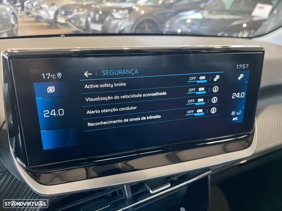 Peugeot 208 1.2 PureTech Allure Pack EAT8 - 23