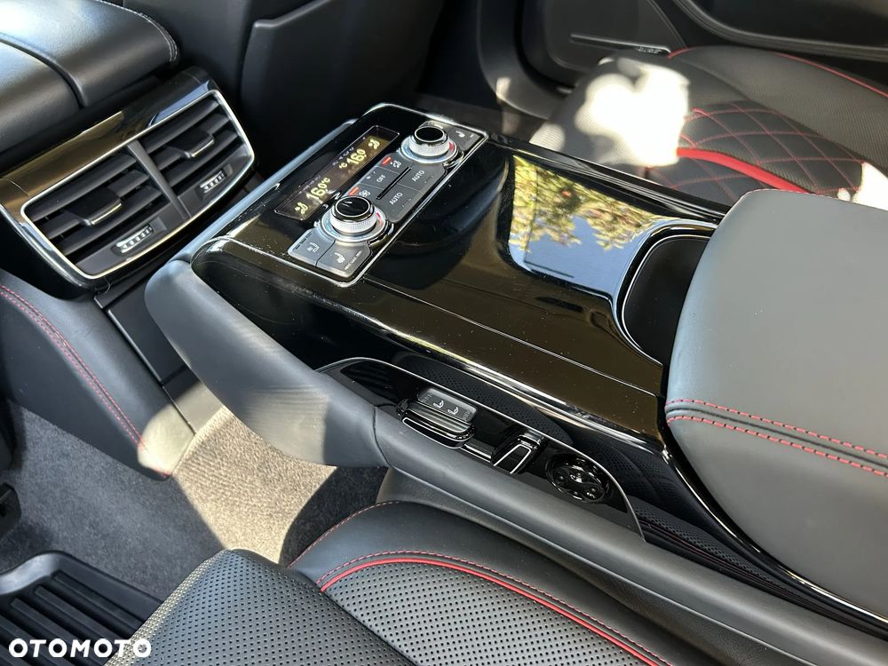 Audi A8 - 23