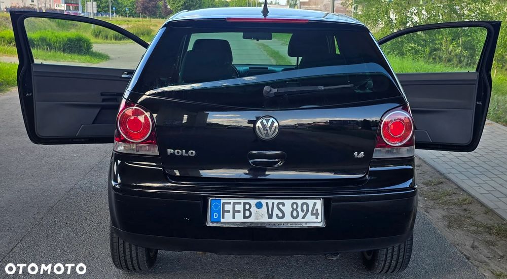 Volkswagen Polo 1.4 Highline - 16