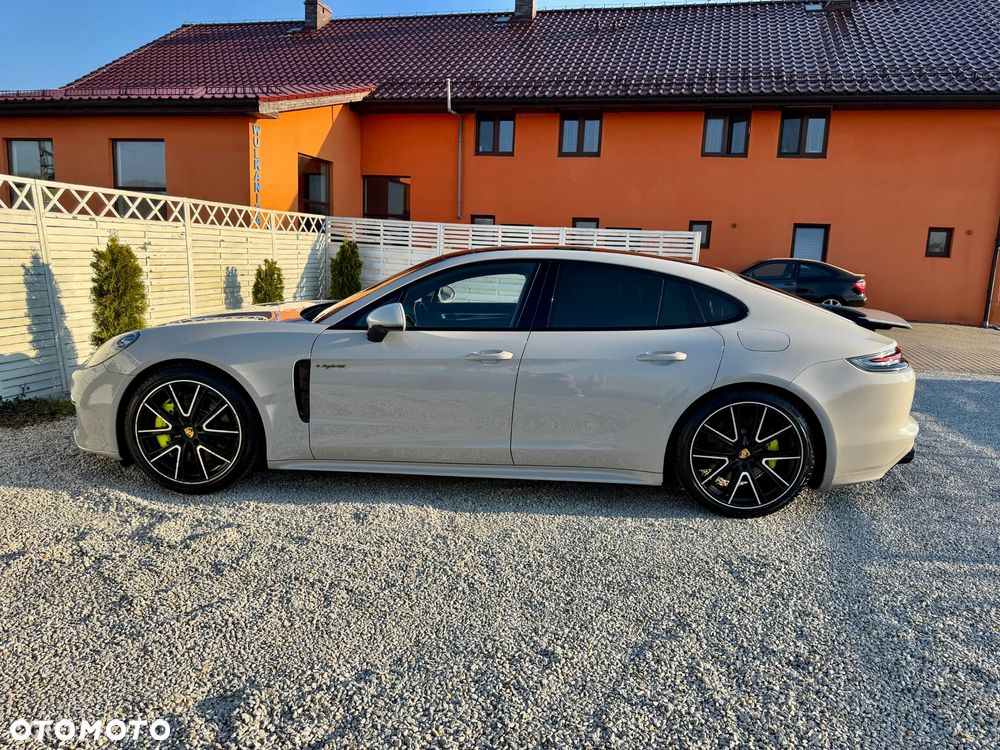 Porsche Panamera 4 E-Hybrid Edition 10 Jahre - 28