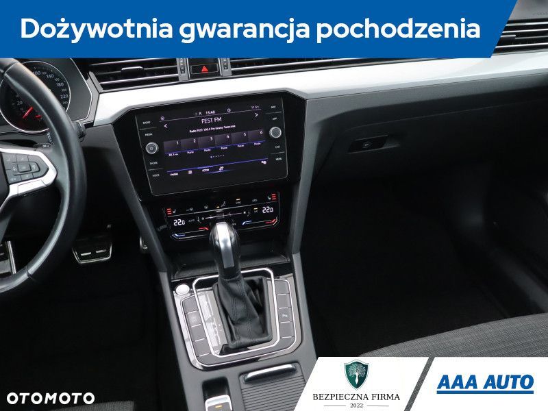 Volkswagen Passat - 10