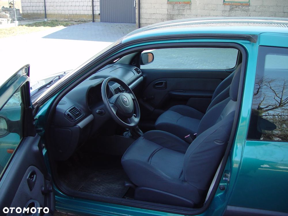 Renault Clio 1.2 All Inclusive - 10