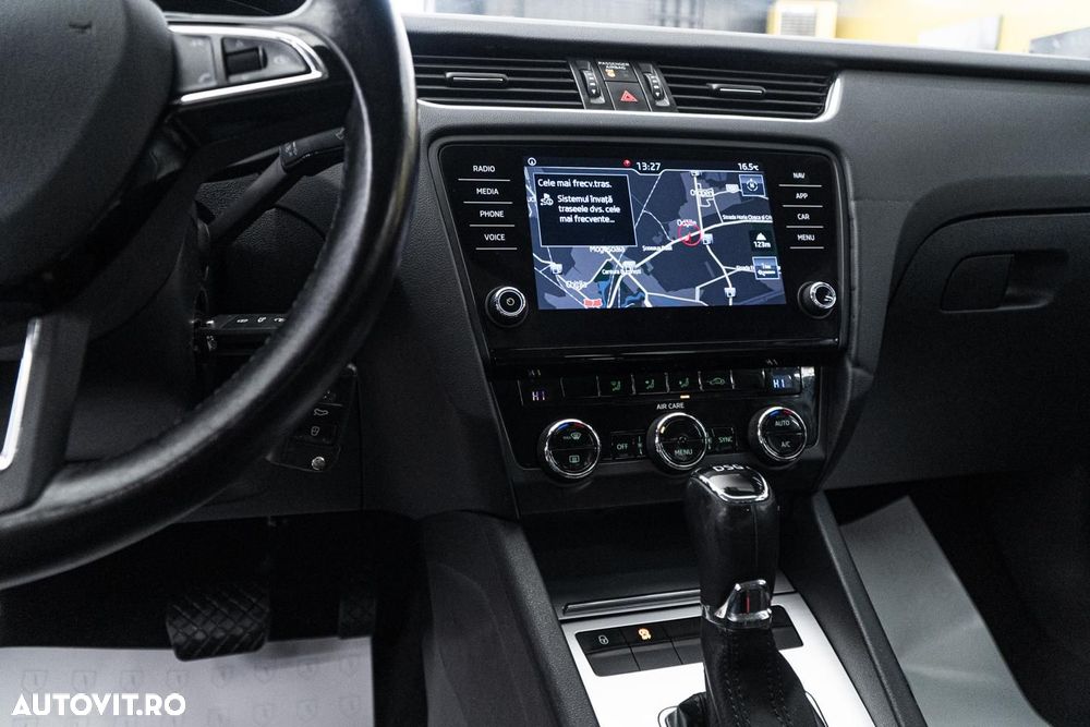 Skoda Octavia Combi 1.0 TSI DSG Style - 30