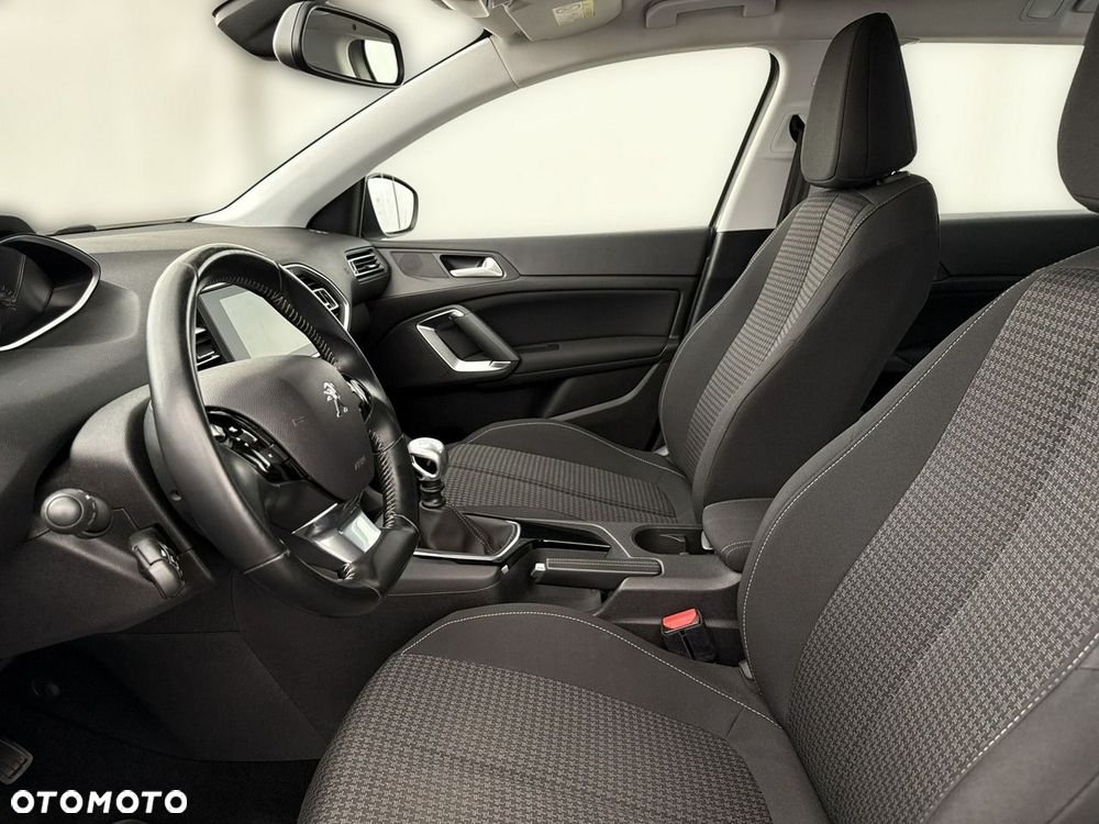 Peugeot 308 - 13